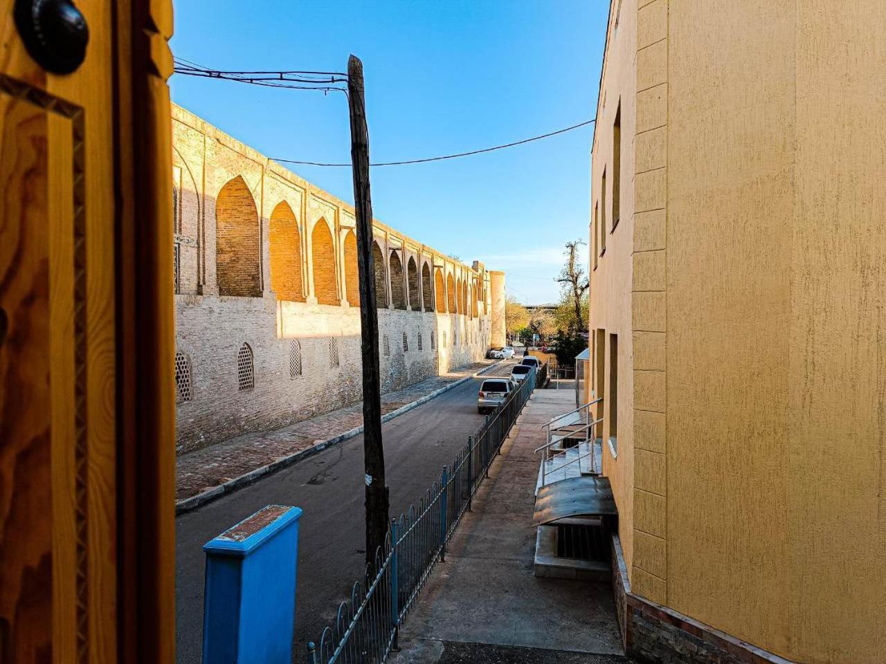 Meros Hotel Bukhara Exterior photo